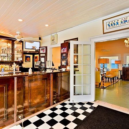 Rock House Harbour Island Hotel Dunmore Town Buitenkant foto