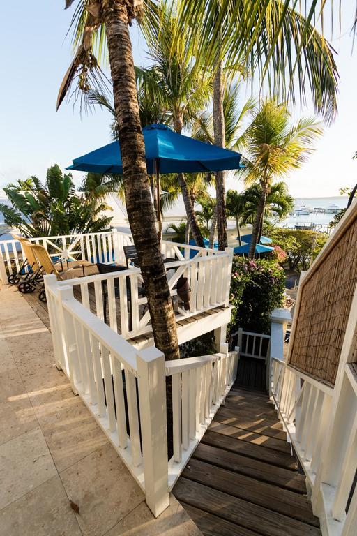Rock House Harbour Island Hotel Dunmore Town Buitenkant foto