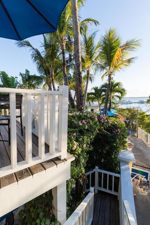 Rock House Harbour Island Hotel Dunmore Town Buitenkant foto