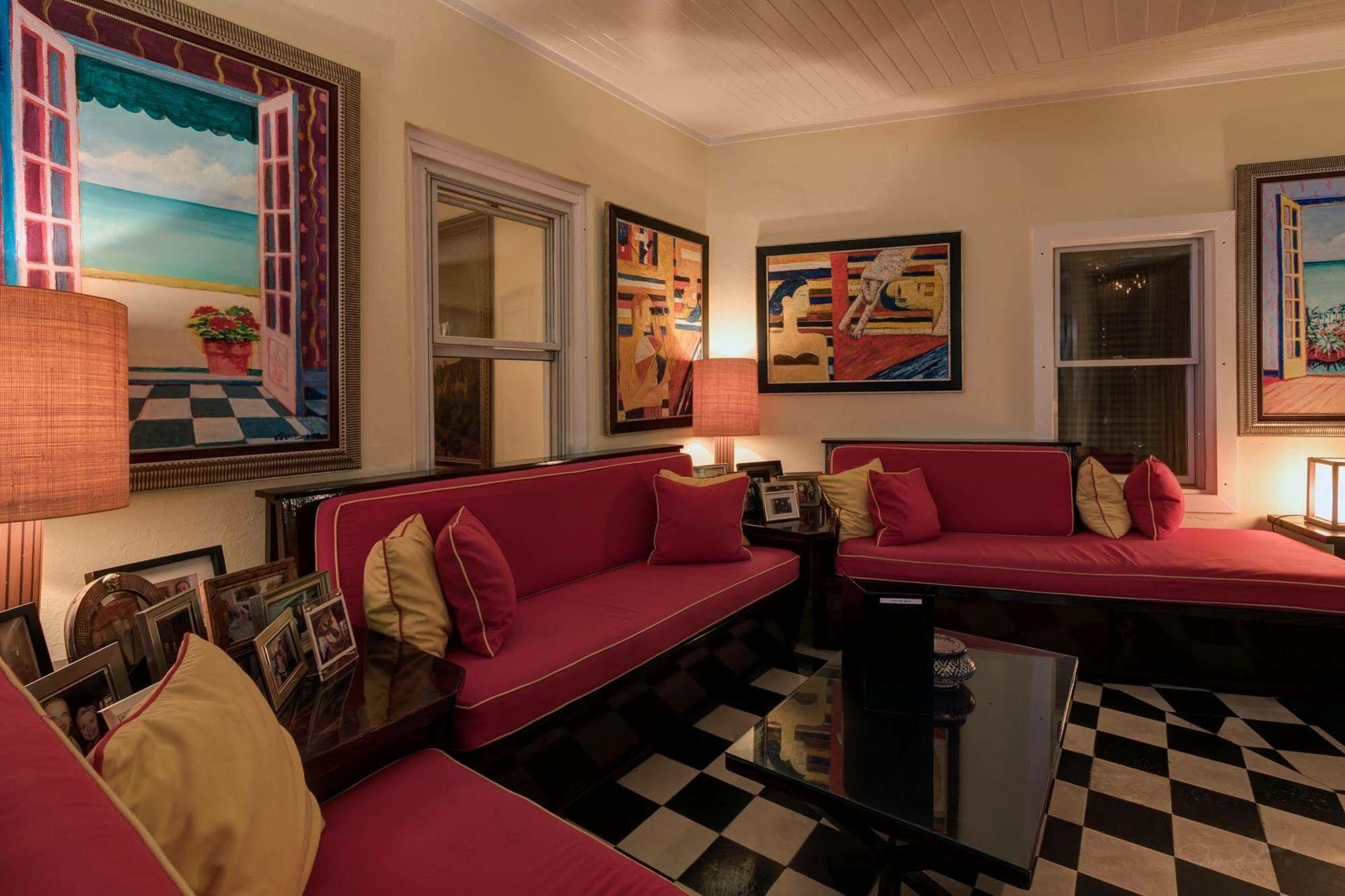 Rock House Harbour Island Hotel Dunmore Town Buitenkant foto