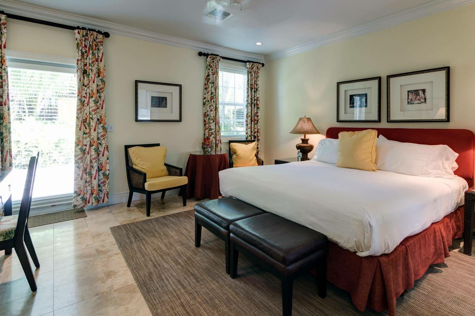 Rock House Harbour Island Hotel Dunmore Town Buitenkant foto
